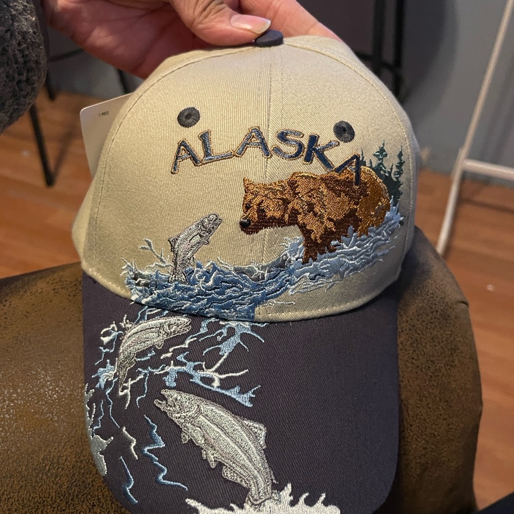 Alaska Embroidered Cap with Bear and Fish Design - Picture 4 of 11